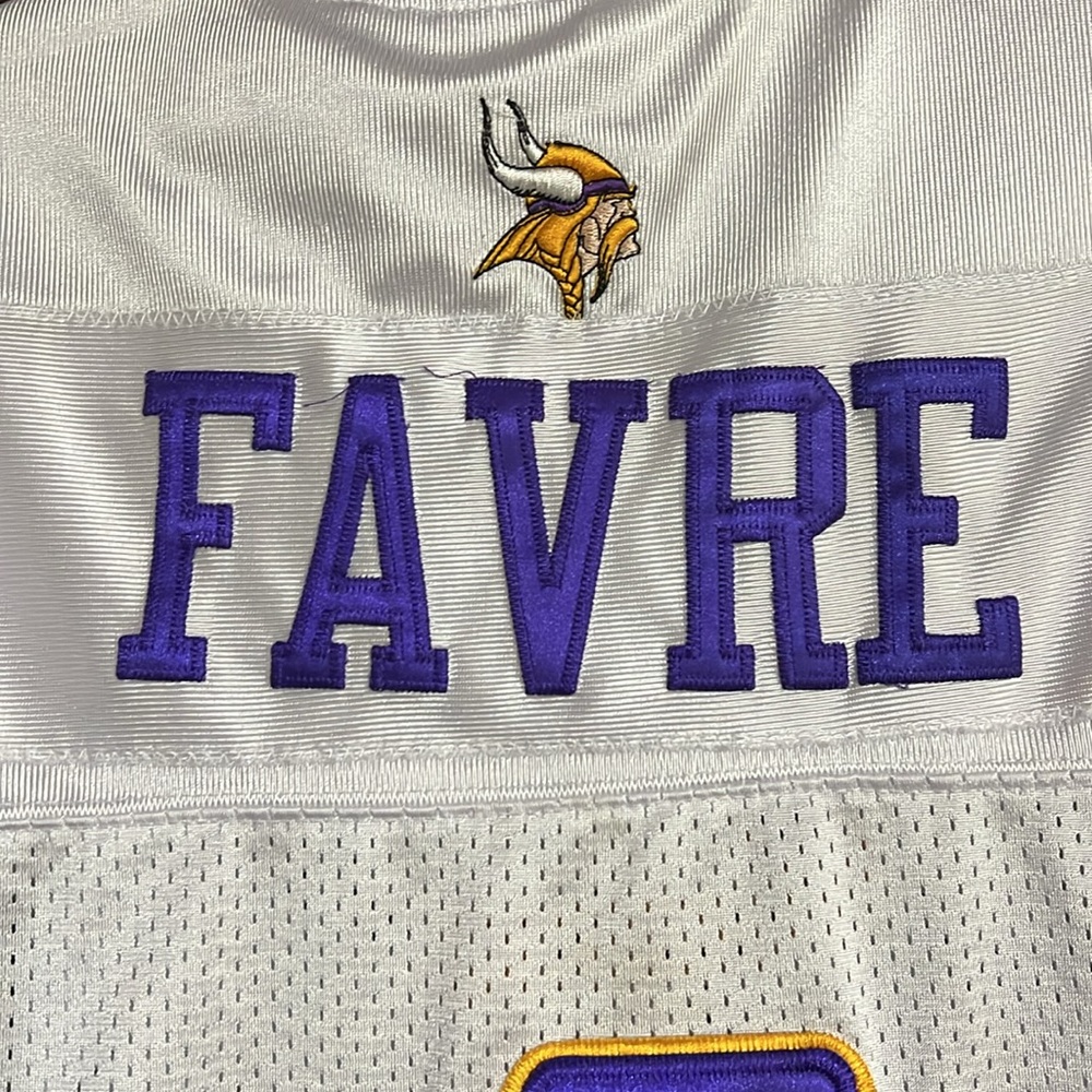 REEBOK NFL Stitched Jersey Minnesota Vikings Quarterback Brett Favre Sz 50, GUC - Picture 7 of 8